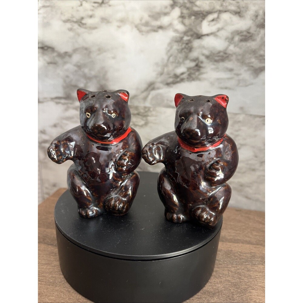 Vintage Thames Brown Bear Salt & Pepper Shaker 1950’s